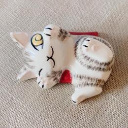 日本Dayan 達洋貓  筷架-紅枕頭