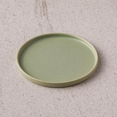 WAGA 簡約淡雅 陶瓷平盤18cm-嫩綠