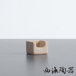 清倉大特價｜日本 西海陶器 和風兩用味碟/筷架-陶白