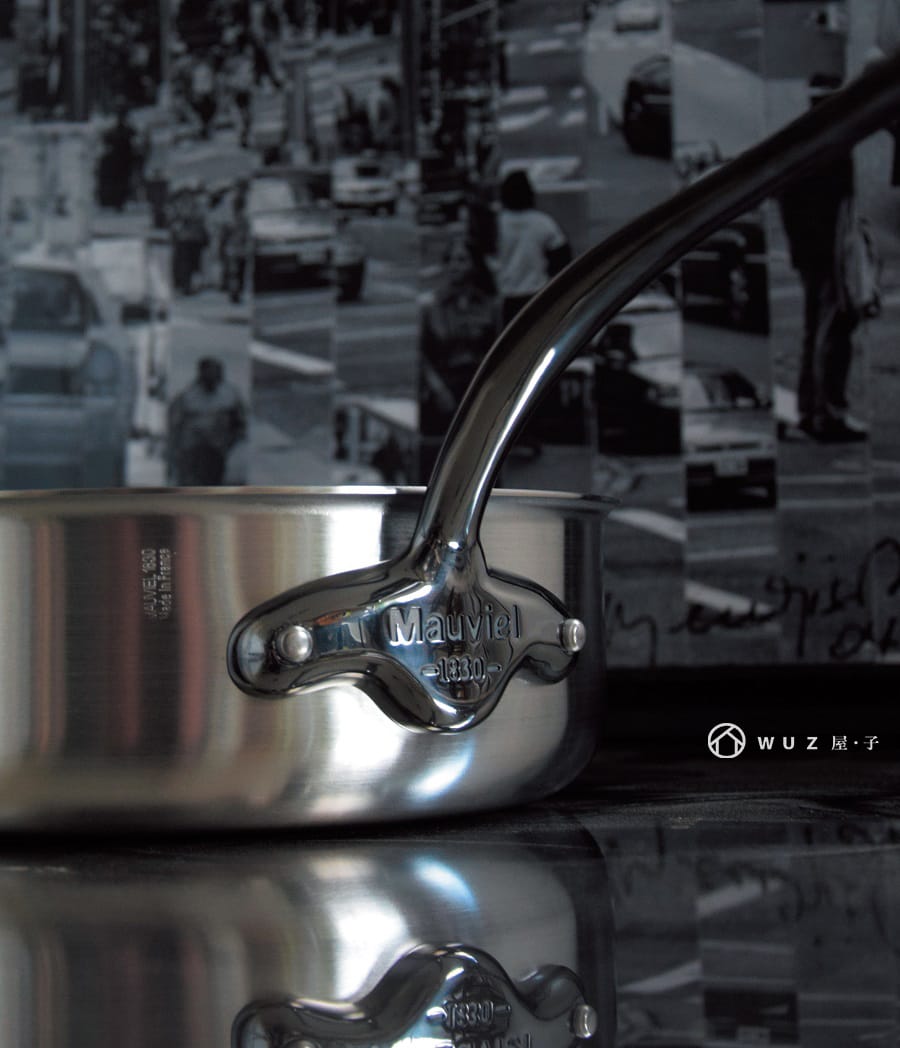 法國MAUVIEL 導磁複合鋼雙耳湯鍋(16cm/附蓋)，雙耳湯鍋，鍋具，餐廚